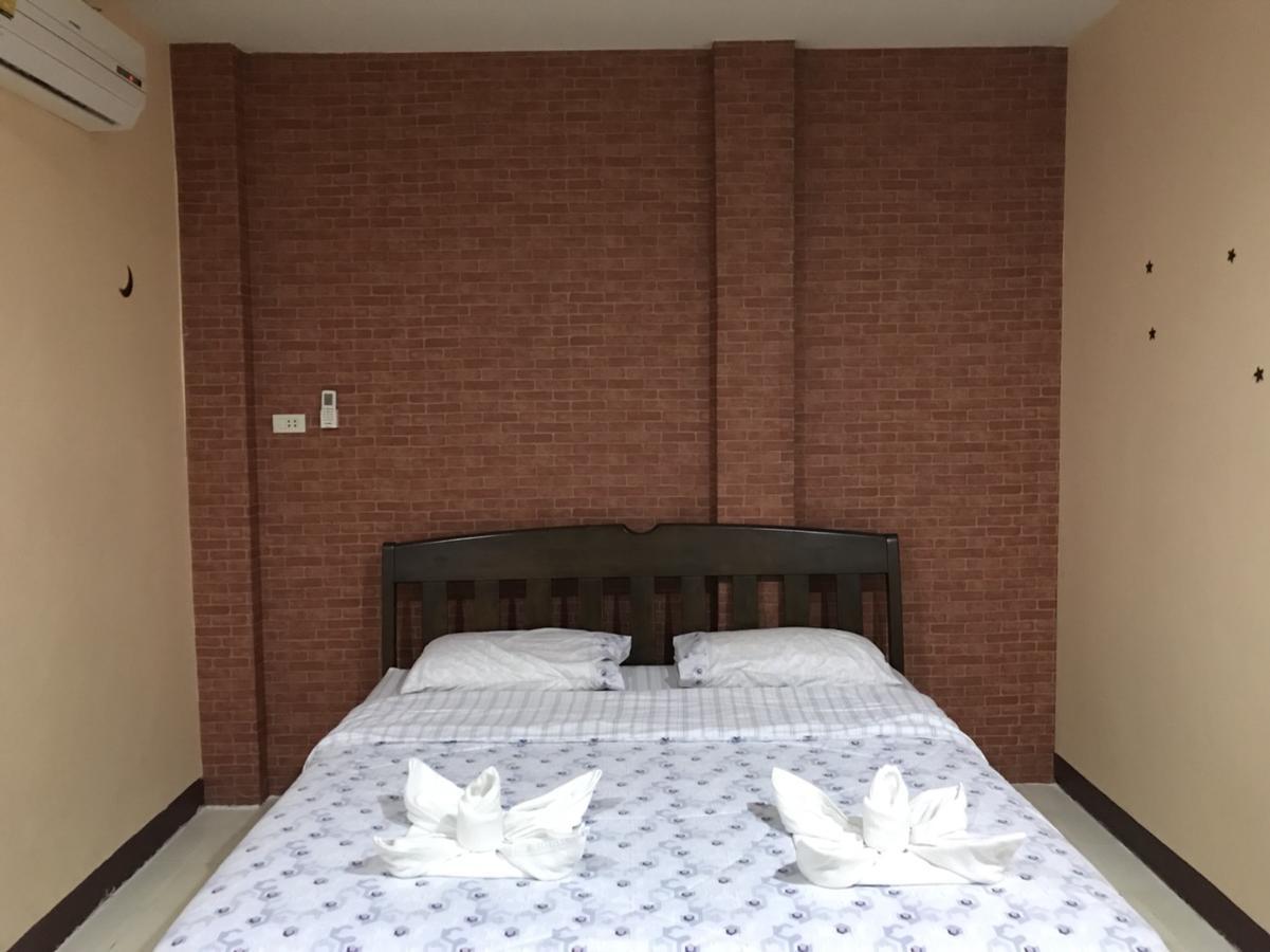 Ferb Guest House Patong Екстер'єр фото