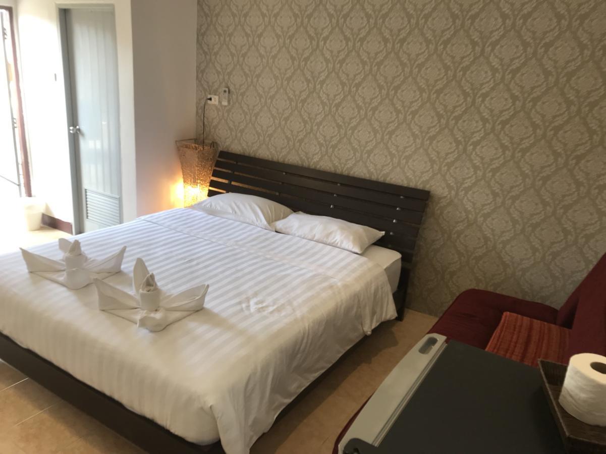 Ferb Guest House Patong Екстер'єр фото