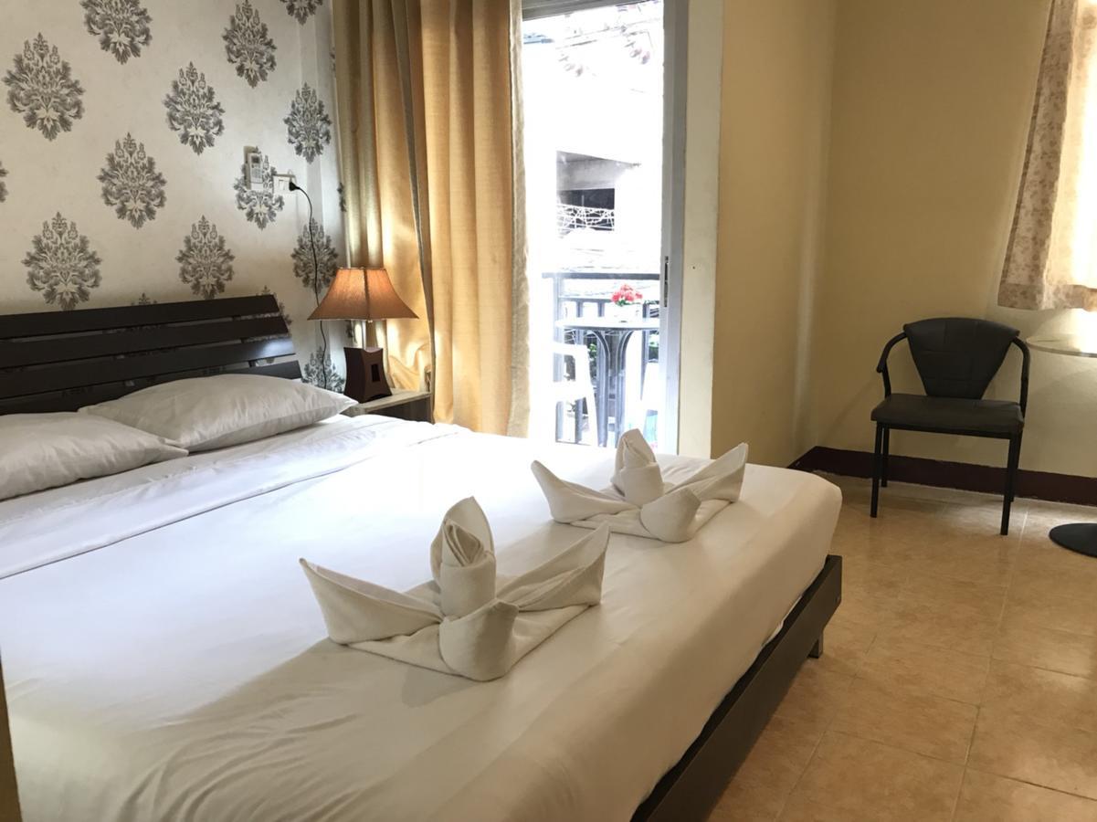 Ferb Guest House Patong Екстер'єр фото