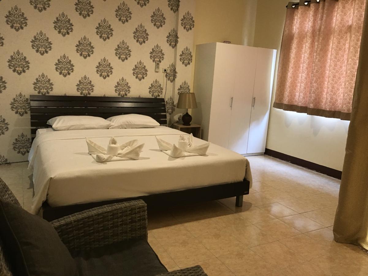 Ferb Guest House Patong Екстер'єр фото