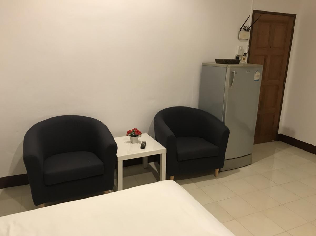 Ferb Guest House Patong Екстер'єр фото